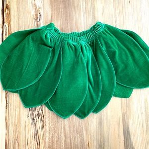 Great condition Hanna Andersson Leaf Costume Skirt and Flower Headband